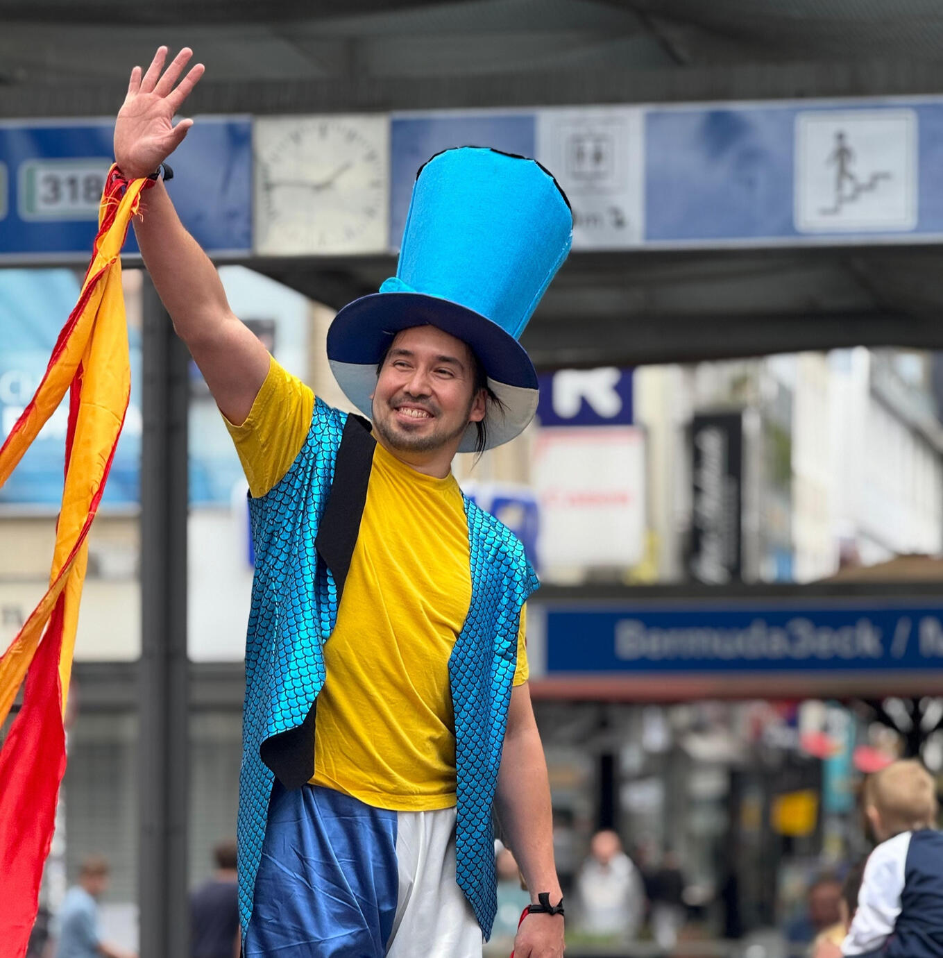 ✨ Presencia en eventos masivos: Animación itinerante en zancos con vestuario temático e interacción con el público. 150 €/hora